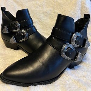 Forever 21 Buckle Western ankle boots